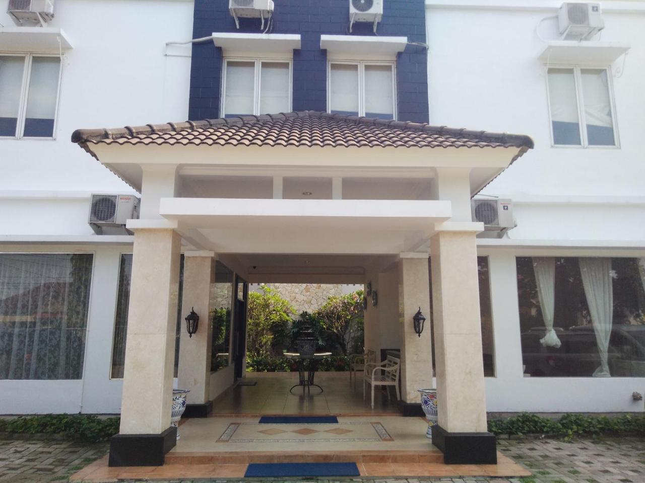 Roemah Moesi Otel Medan Dış mekan fotoğraf
